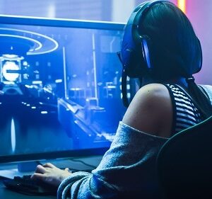 Shot,Of,The,Beautiful,Pro,Gamer,Girl,Playing,In,First-person